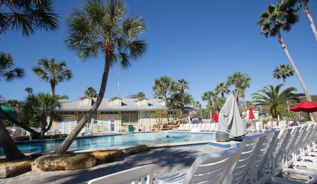 Tropical Palms Premium Two-Bedroom Loft Cottage 77 Orlando Kültér fotó
